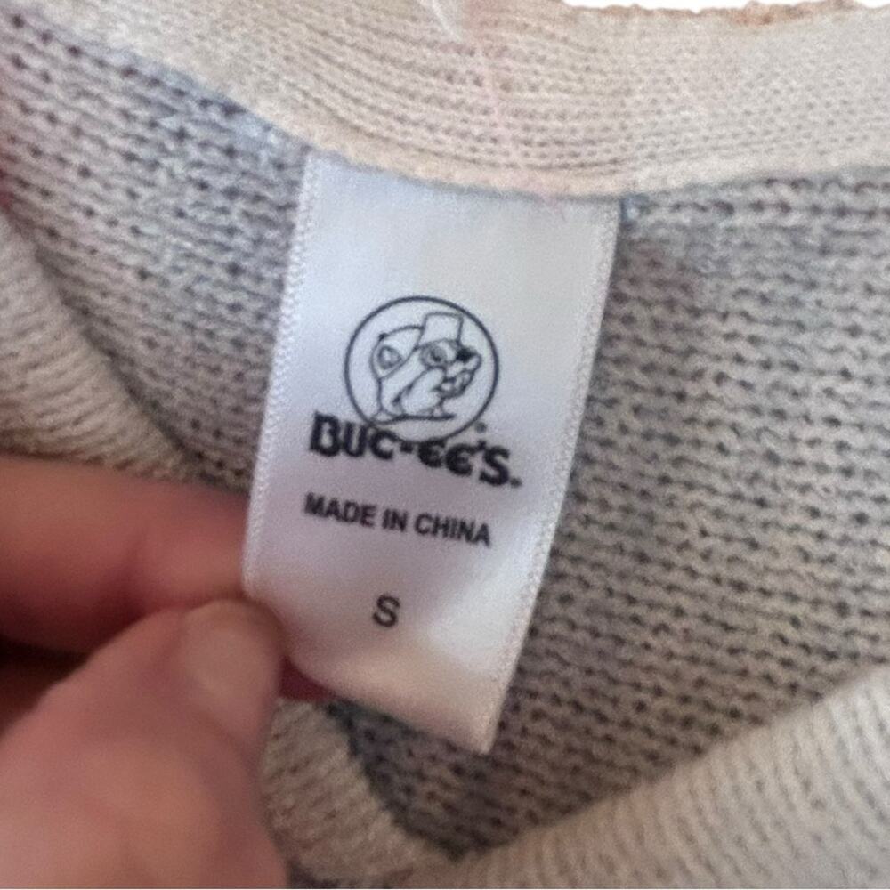 Buc-ee’s Pastel Baja Hoodie Sweater Size Small - Picture 10 of 10